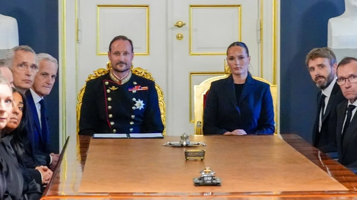König Haakon VIII.: Er hält Kondolenzaudienz für Vater Harald ab
