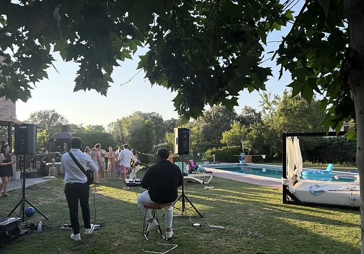 De piscina particular a negocio de verano: «En meses fuertes puedo ganar 3.000 euros»