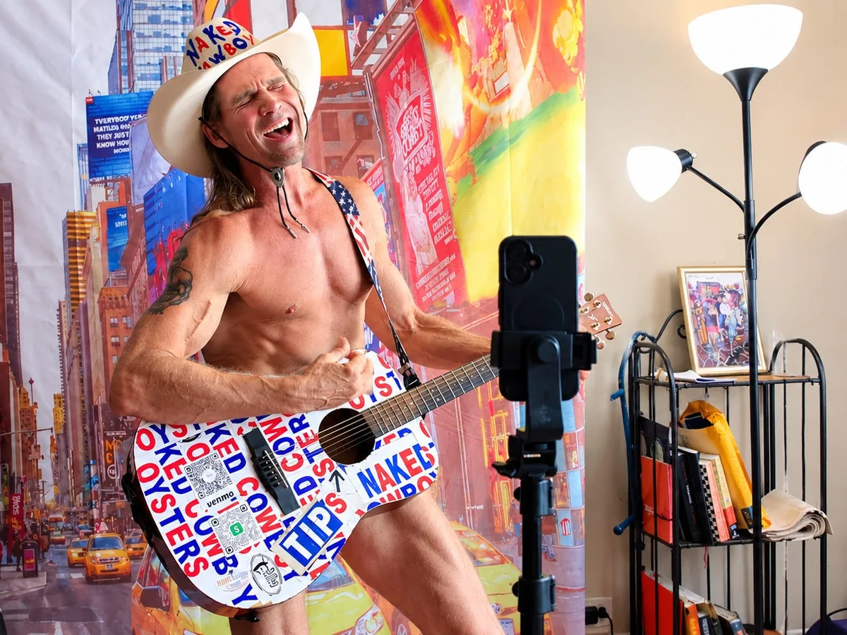 NYC's famous 'Naked Cowboy' breaks down how much he actually makes