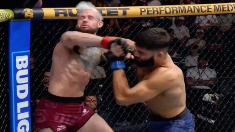 El sueño del argentino Tito Petruzzella en la UFC duró 35 segundos: sufrió un impactante KO y no pudo firmar su primer contrato