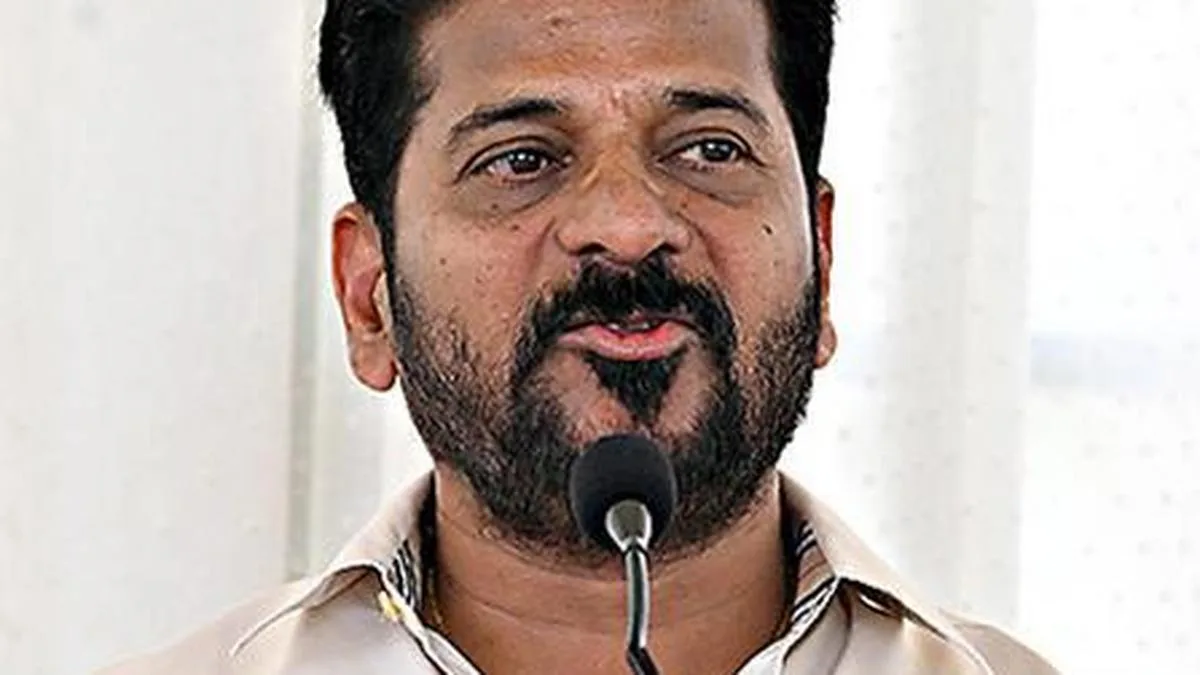 Genuine colleges alone will get fee reimbursement, says Revanth