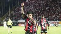 Bruno Rodrigues encerra jejum de quase 6 meses e marca contra o Corinthians