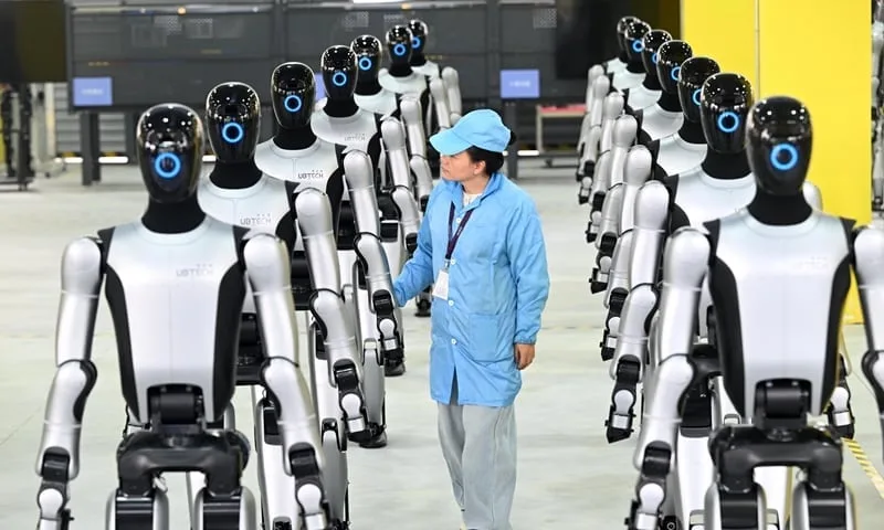 中 휴머노이드 가격 72% 뚝… 싸졌는데도 상용화 더딘 이유