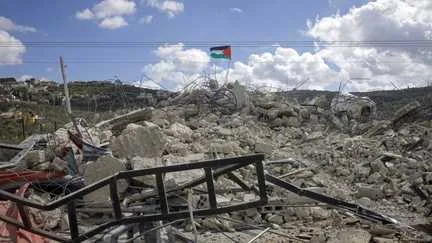 "La Palestine s'efface sous nos yeux" : des ex-diplomates appellent Paris et Londres à faire respecter le droit à Gaza et en Cisjordanie