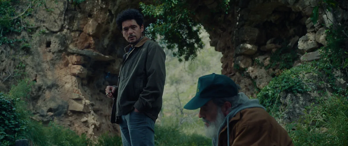"Suspense psicológico que se cuece a fuego lento y con buen pulso". Crítica de 'Eixam (Enjambre)', con Pablo Molinero y Pablo Derqui