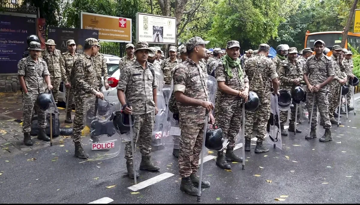 Delhi under heavy security ahead of Opposition's march to Supreme Court