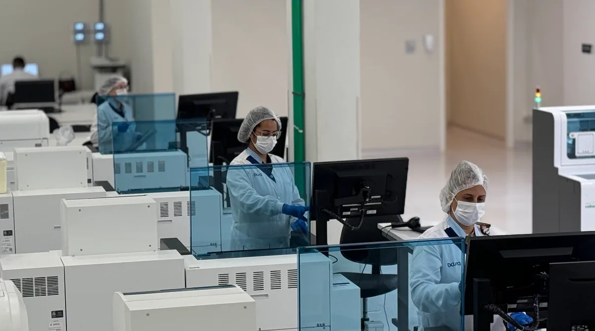 Do laboratório ao resultado do exame: como a IA e a robótica estão acelerando os diagnósticos