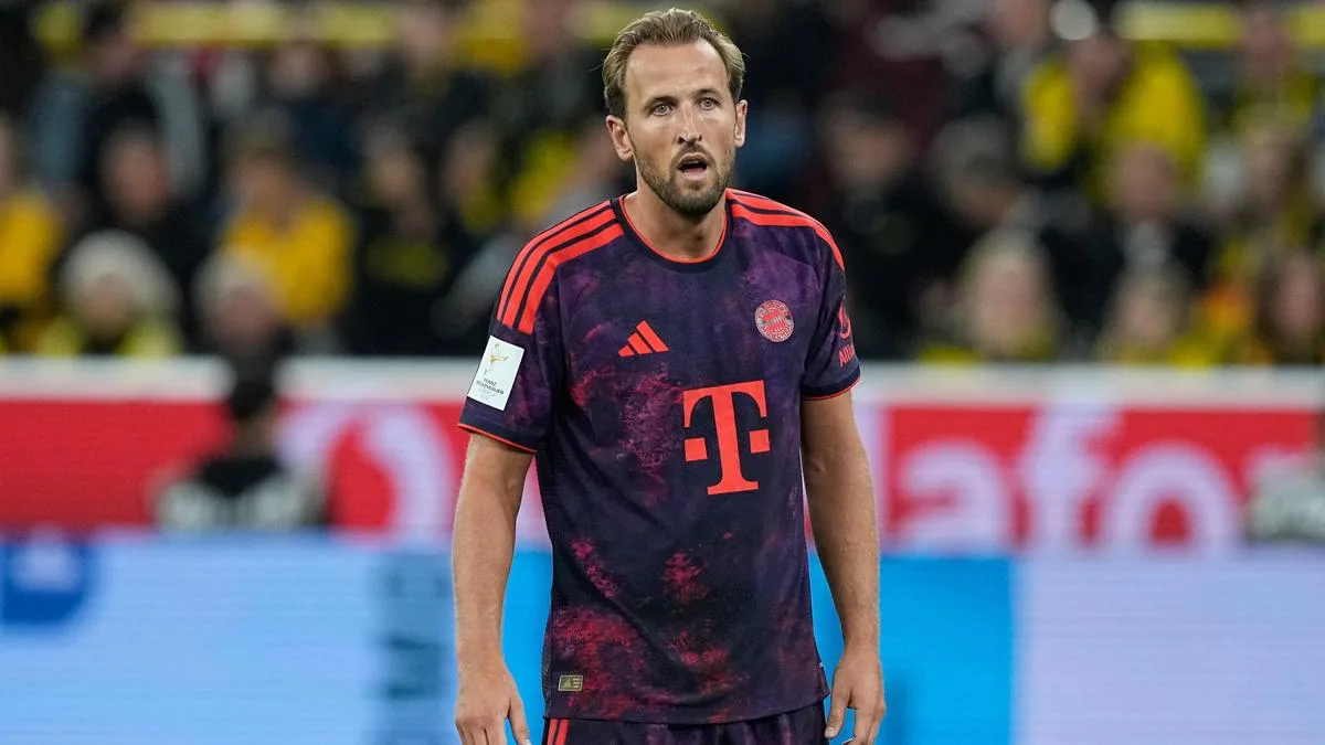 Harry Kane is Germany's player of the year, Vincent Kompany gets coach's award