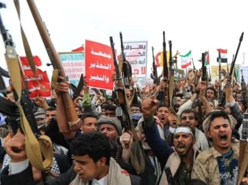 Houthis atacam base saudita em meio à escalada de combates no Iêmen