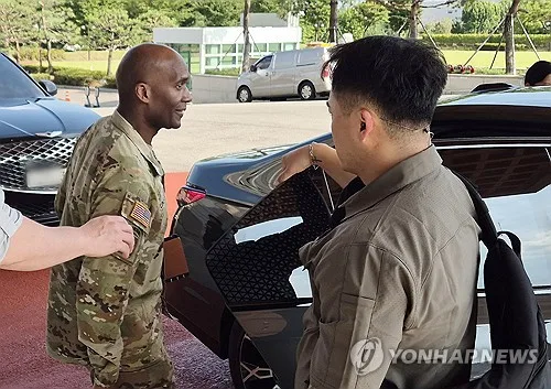 브런슨, 안규백 면담…트럼프 '한미훈련 축소 지시' 논의 주목