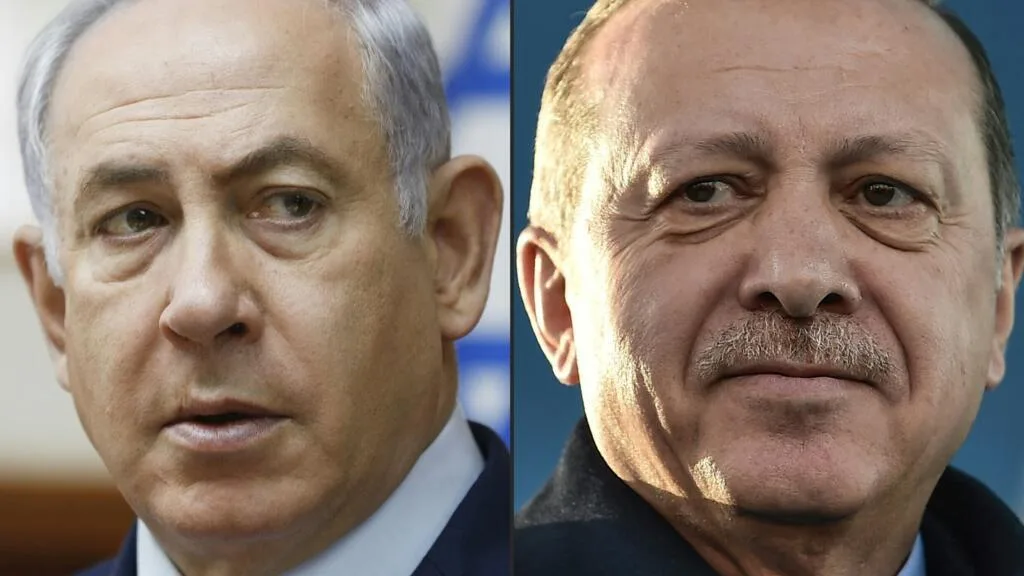 Turquia nega plano militar na Síria após Israel apontar ameaça em base aérea