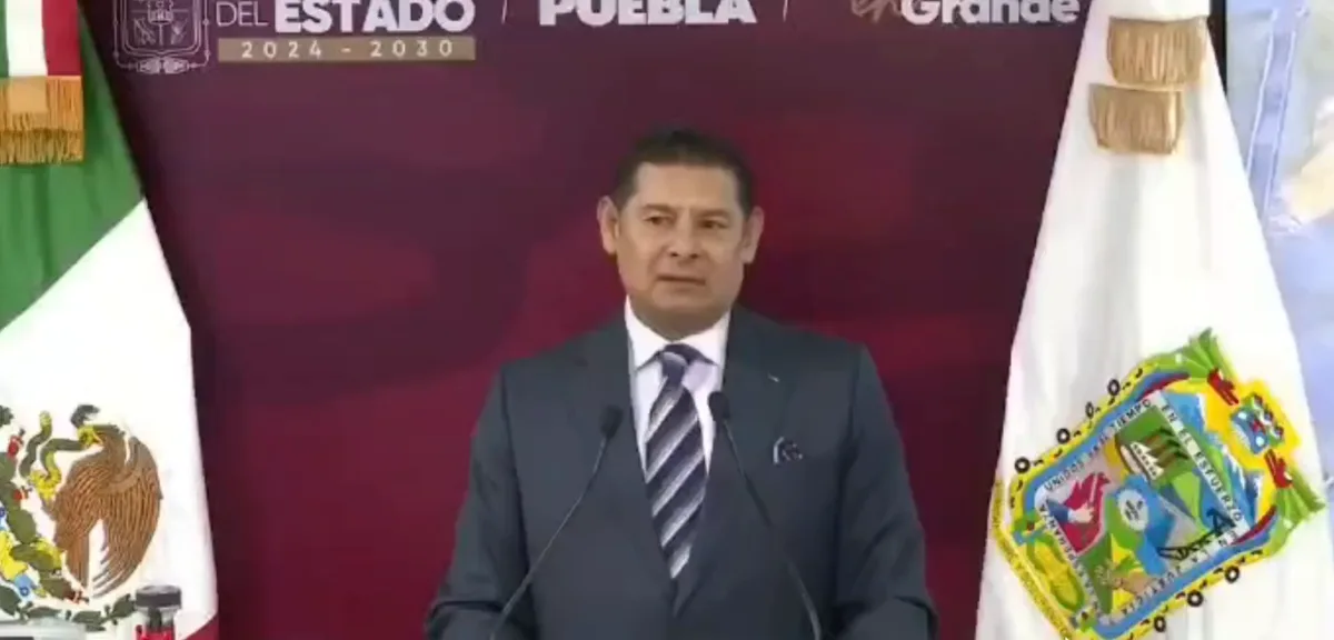 “Es delicado proponer a una mujer”: Alejandro Armenta genera críticas en Puebla