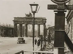 Die verschwundene Quadriga: Wie Ost und West zusammen das Brandenburger Tor retteten