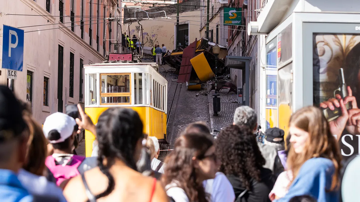 Carris terminou contratos de manutenção com MNTC após acidente do Elevador da Glória