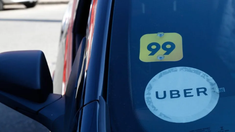STF retoma julgamento que pode inviabilizar Uber e iFood no Brasil