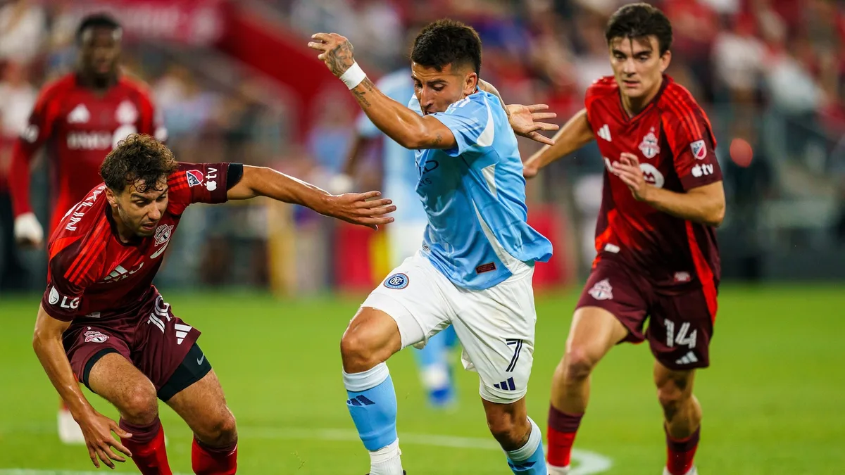 Fernández scores 14th goal this season for NYCFC in 1-1 tie with Toronto