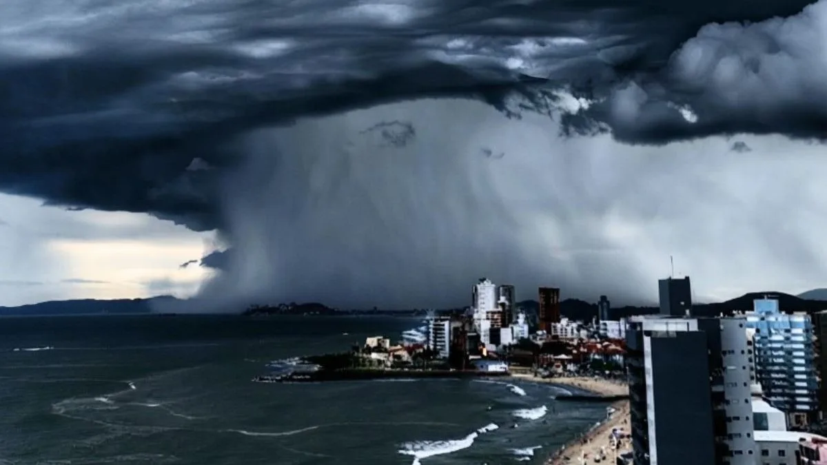 Ciclone extratropical traz ventos de 100 km/h e risco de granizo no fim de semana; veja onde os volumes de chuva chegam a 200 mm