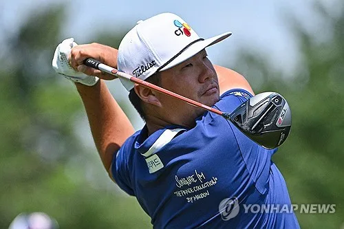 임성재, PGA 투어 PO 2차전 3R서 7위로 뒷걸음