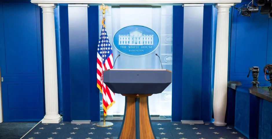 VIRAL: Esta es la nueva portavoz de Trump en la Casa Blanca, tras salida de Karoline Leavitt