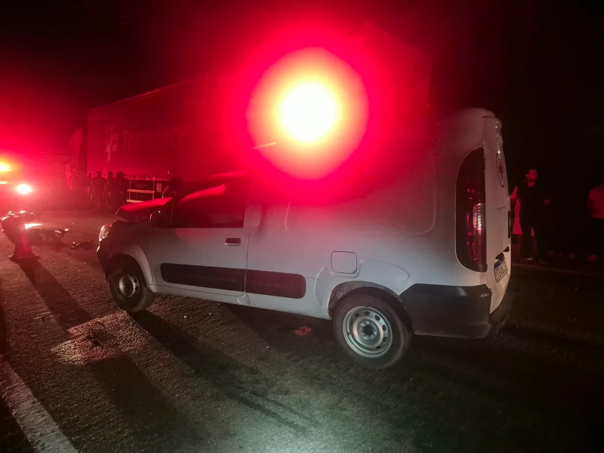 Motociclista de 46 anos morre após colidir com ambulância na BR-304, no RN