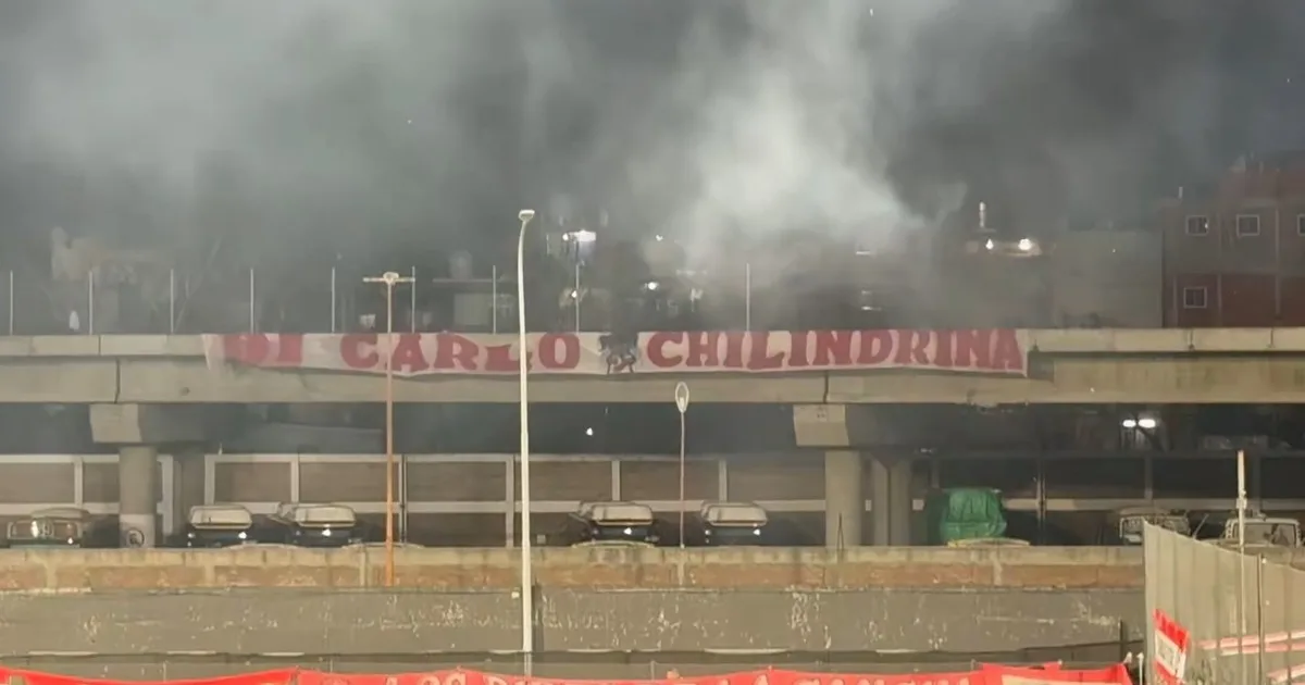 Bandera contra Di Carlo a metros de la cancha de Barracas Central