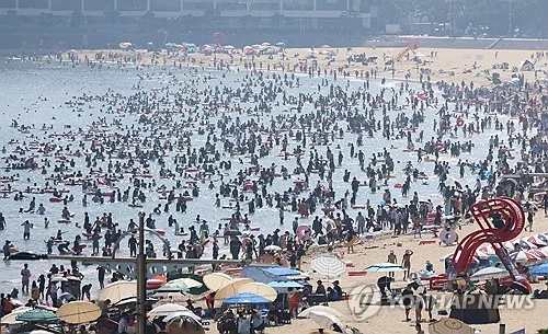 8월 하순에도 식지 않는 부산…전역에 폭염경보