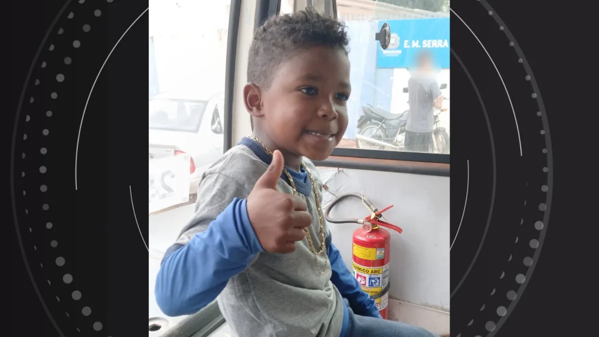 Menino de 5 anos que morreu ao ser soterrado enquanto brincava em buraco no Paraná é identificado