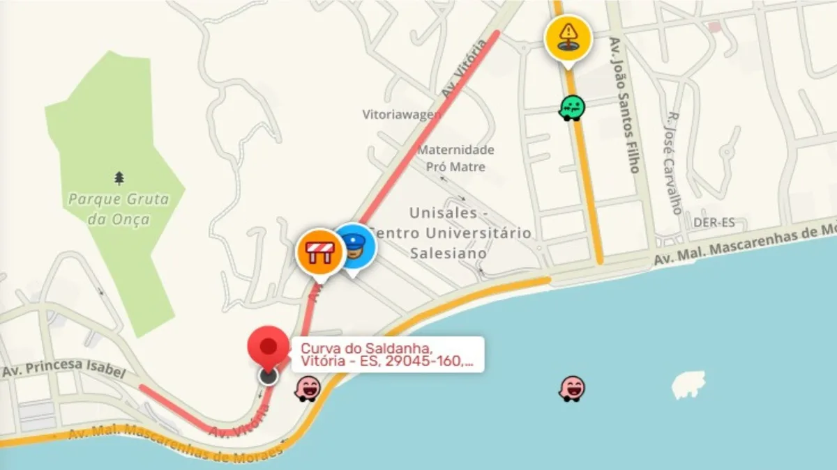 Trânsito intenso é registrado na Avenida Vitória na manhã desta quarta (26)