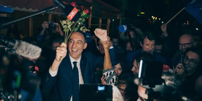Présidentielle 2027 : Raphaël Glucksmann, vainqueur de la primaire à gauche, au défi de mettre la famille sociale-démocrate en ordre de bataille