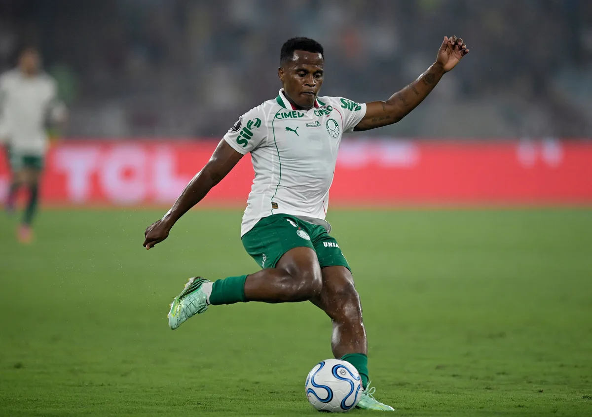 Ambiente hostil para Jhon Arias en su regreso al Maracaná y el mensaje a los hinchas del Fluminense: “Parece que la gente tiene amnesia”