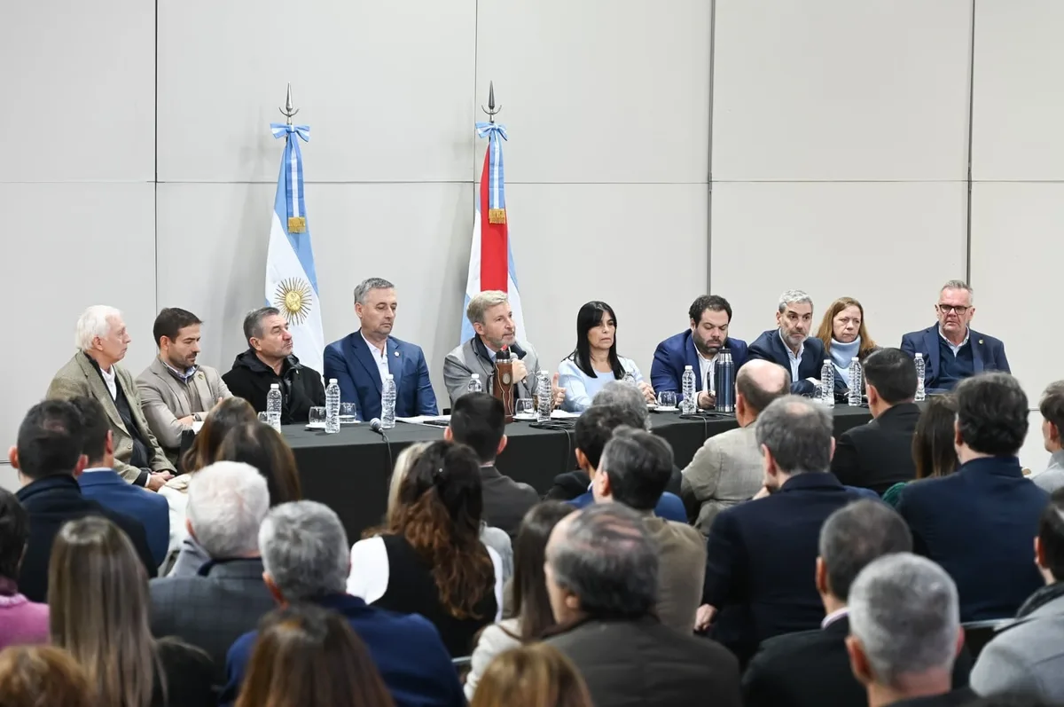 Rogelio Frigerio puso en marcha el operativo para lograr su reelección como gobernador de Entre Ríos en 2027
