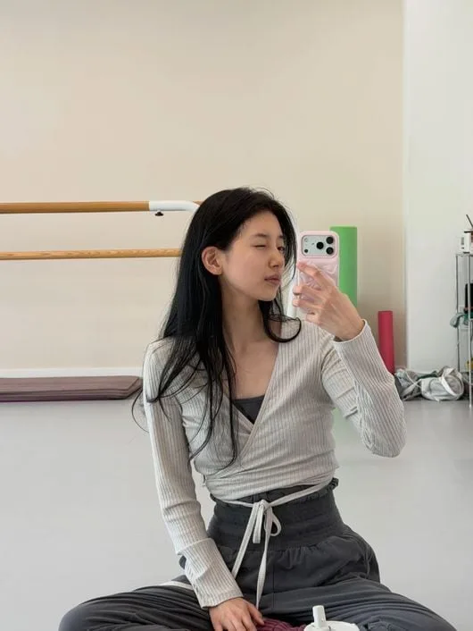 이 얼굴이 민낯이라고?…수지, 화장기 1도 없는 얼굴로 발레복 자태 '감탄'