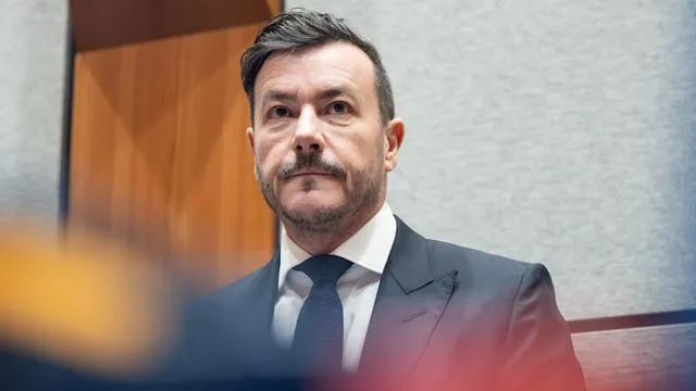 Österreich: Signa-Gründer Benko will Untersuchungshaft mit Fußfessel fortsetzen