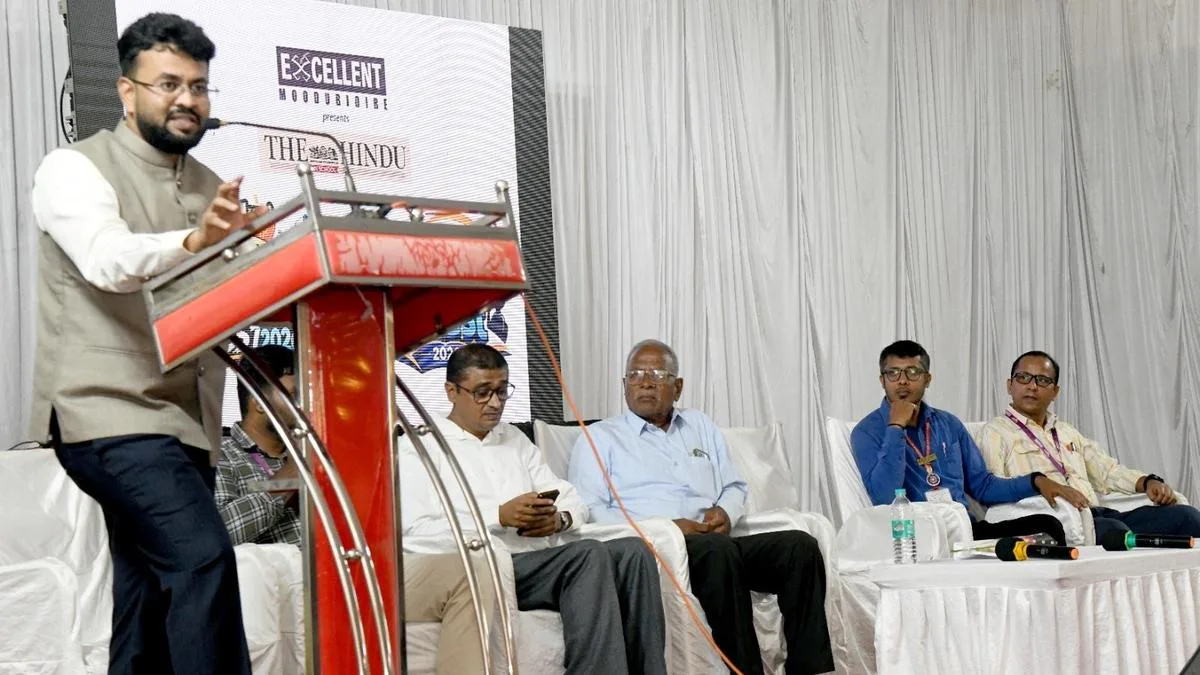Youth need to develop the spirit of entrepreneurship, says officer at The Hindu Ramanujan Spark Quest, The Hindu Avishkar Science Fest in Belagavi