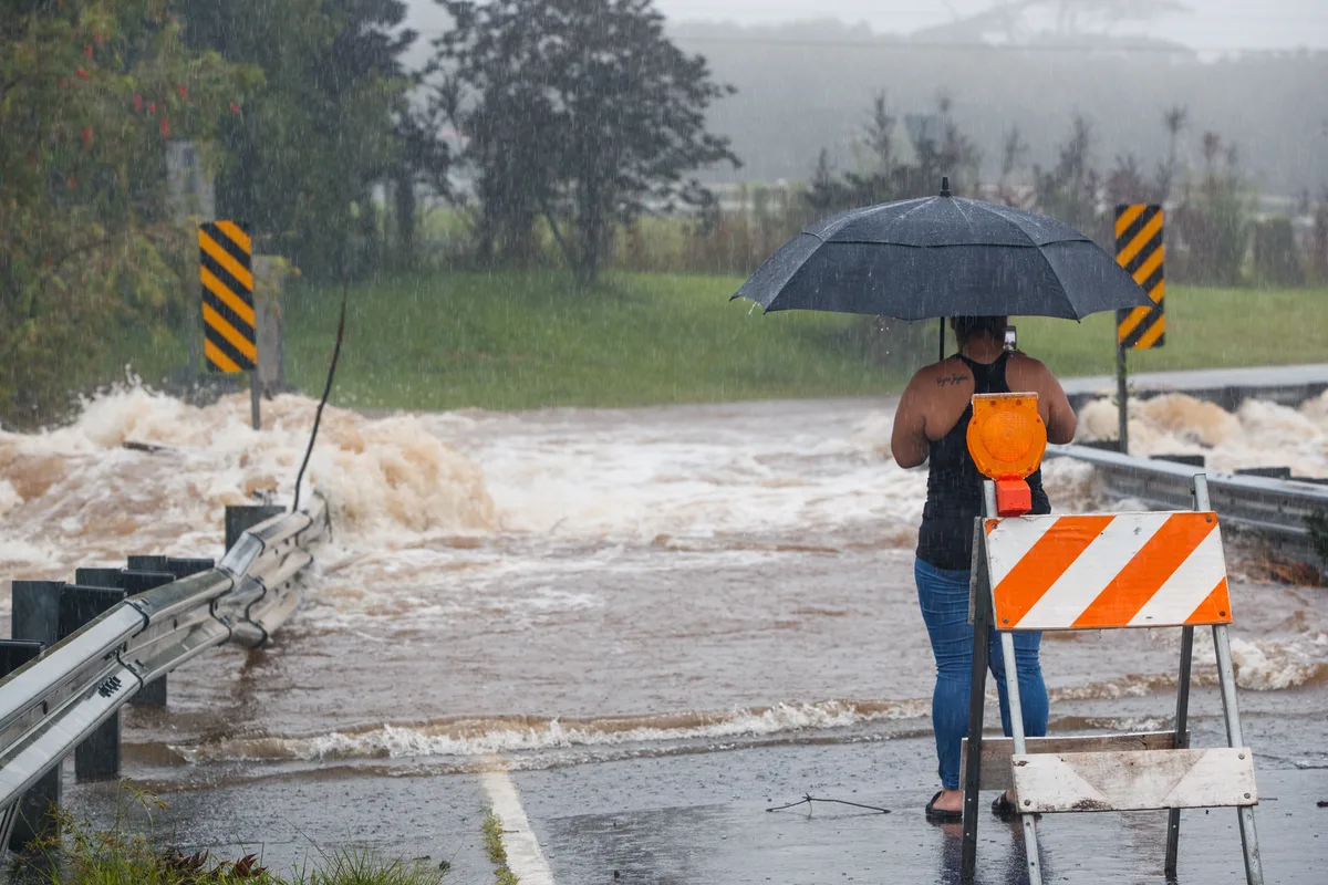 More than 180,000 without power in Hawaii, 100 homes damaged as Lala weakens to tropical storm