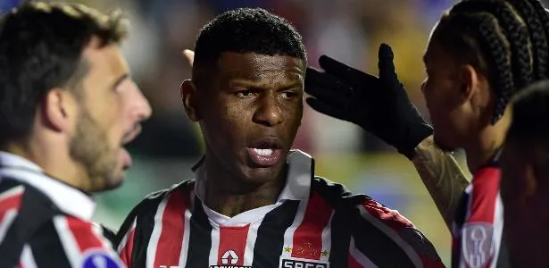 Herói do São Paulo, Arboleda cita depressão e pede desculpa após sumiço