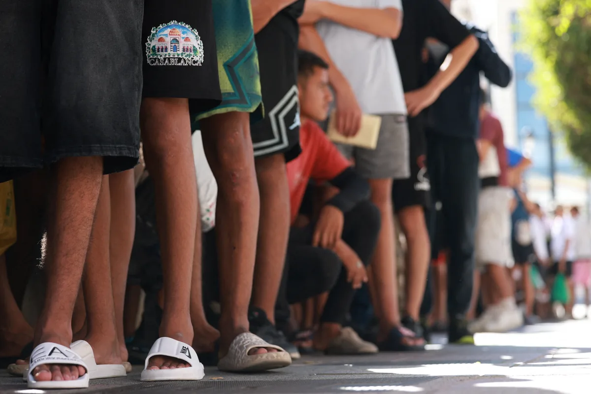 Instagram impulsiona rede de golpes que promete ajudar migrantes a chegar à Ceuta por até R$ 2,8 mil