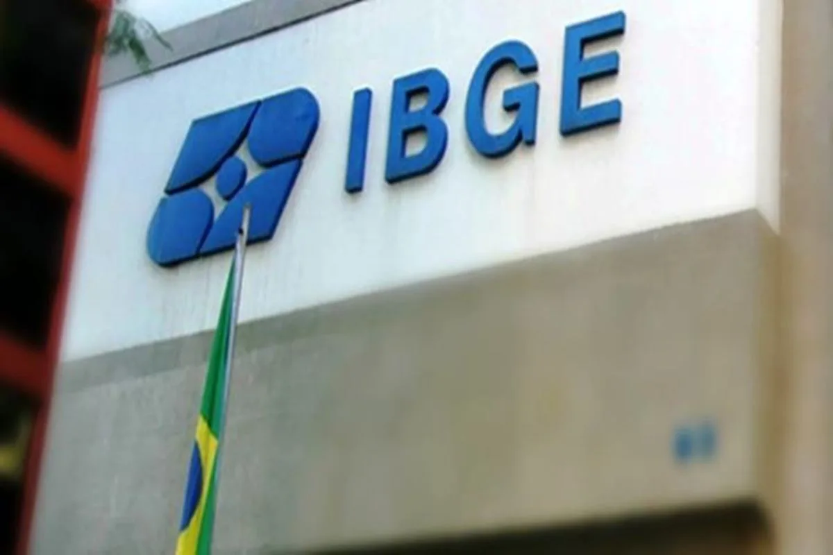 DF alcança 3º maior salário do país no setor de serviços, aponta IBGE