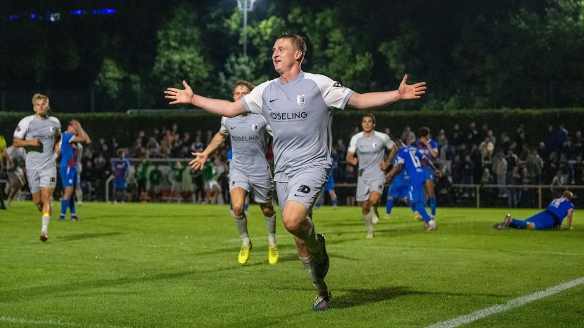 „Das ist geisteskrank“ - Traditionsklub feiert seinen neuen Tor-Helden