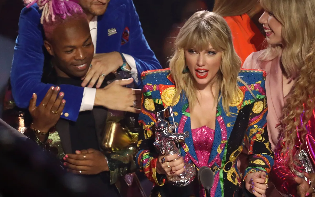 Madonna supera Taylor Swift em indicações para o Video Music Awards da MTV