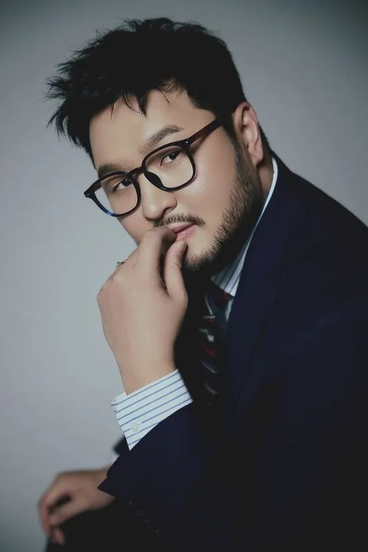 god 김태우, 버거 챌린지 만들더니 일 냈다..신규 푸드 예능 '할슐랭' 론칭