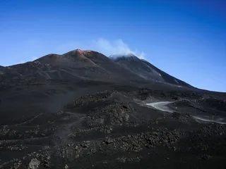 Un touriste meurt après avoir été foudroyé sur le volcan Etna