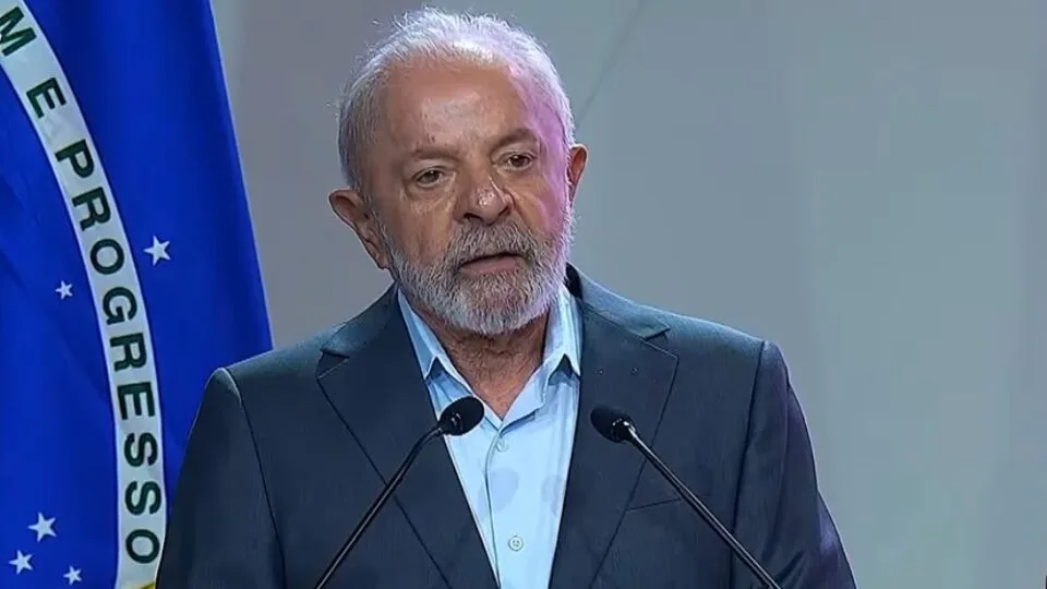 Lula diz acreditar em Lulinha e que não irá interferir em investigações