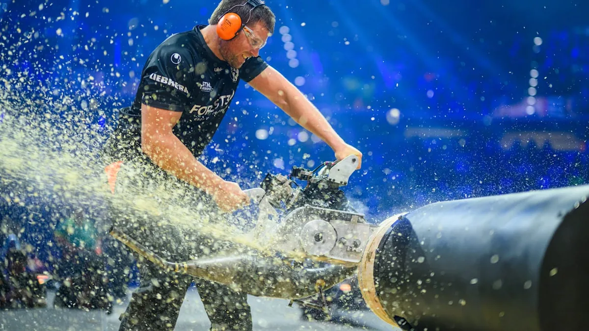 „STIHL TIMBERSPORTS“-WM in Stuttgart - Mit BILD zur Holzfäller-WM!