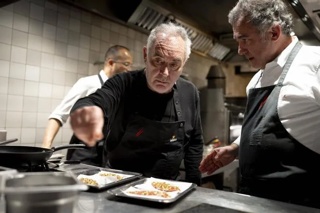 El Govern concede la Medalla de Oro de la Generalitat al chef Ferran Adrià y a la doctora Caterina Biscari