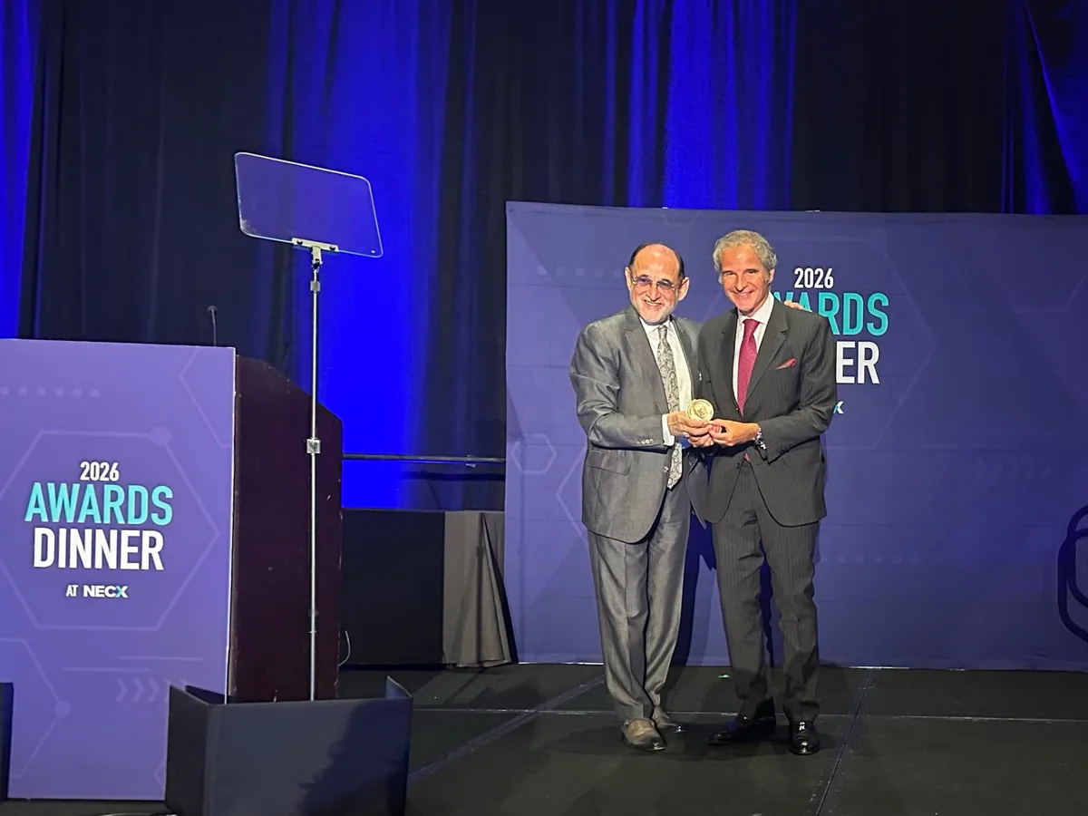 Rafael Grossi recibió la medalla Eisenhower de la American Nuclear Society por el legado de “Átomos para la Paz”
