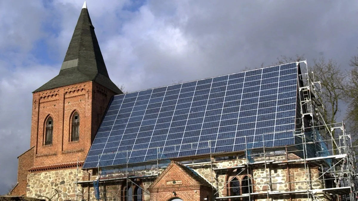 Photovoltaik-boom: Solarneid am Gartenzaun