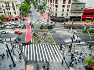 Justiça nega recurso de Nunes e mantém suspensão da Times Square de SP