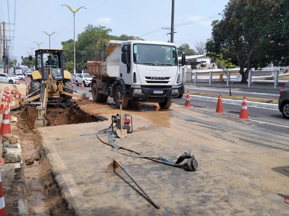 Após rompimentos e alagamentos, abastecimento de água começa a ser retomado em Manaus, diz concessionária