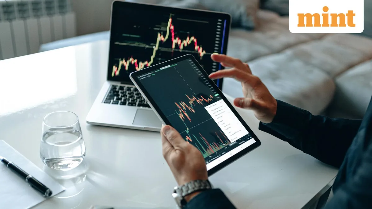 Looking for stock tips? Here’s a good one: don’t ask an economist.